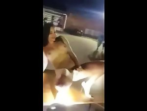 Vruca Hrvatska striptizeta na moto skupu