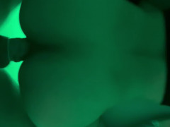 Jebanje otpozadi malena guza 2 dio